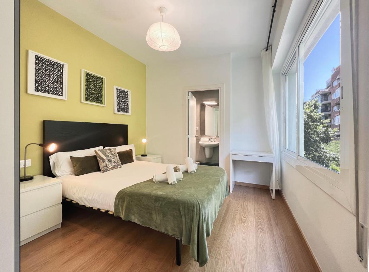 Stay U-Nique Apartments Aribau II Барселона Екстериор снимка